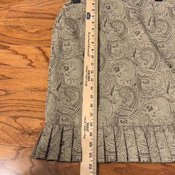 Perceptions size 6p two piece suit - Picture 4 of 9